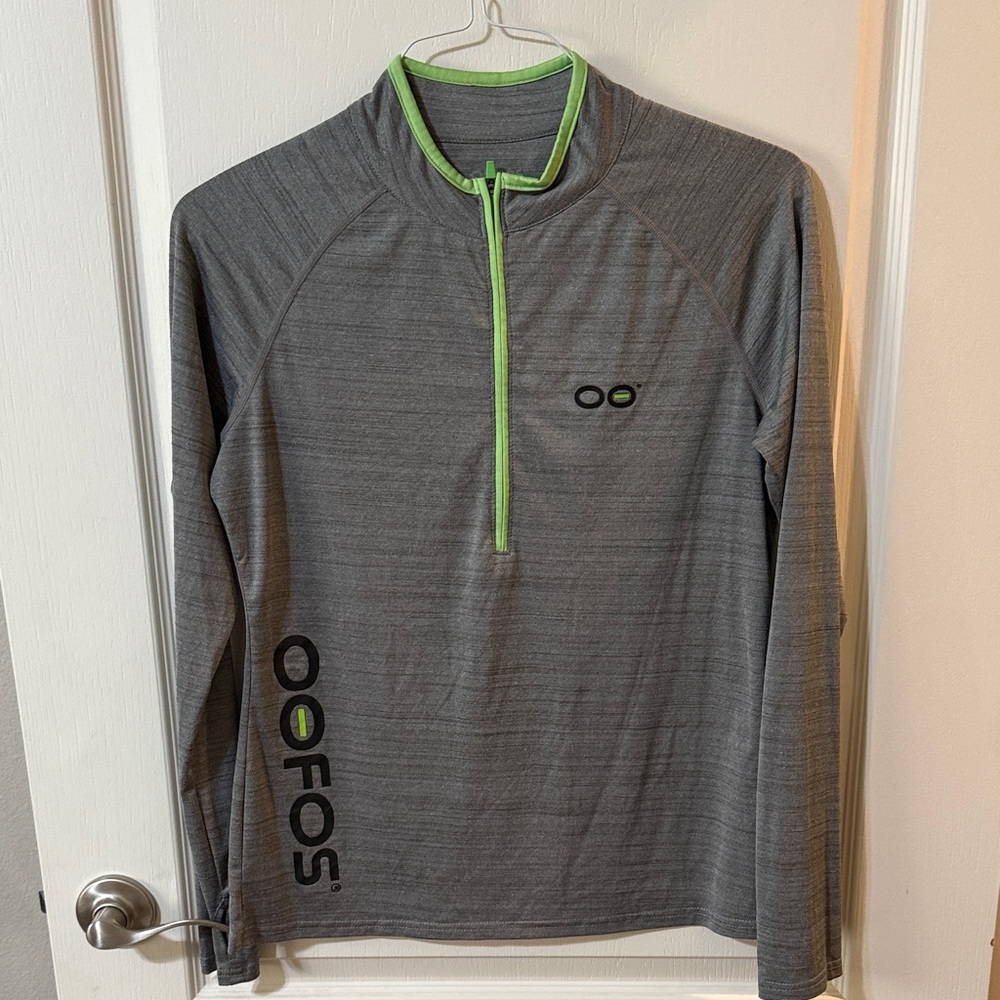 OOFOS Gray Long Sleeve with Green Trim